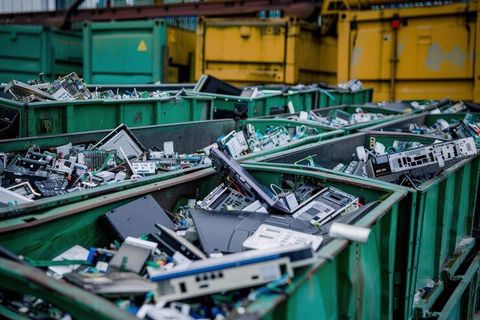 E-Waste Shredders Guide: How Electronic Waste Processing Systems Work